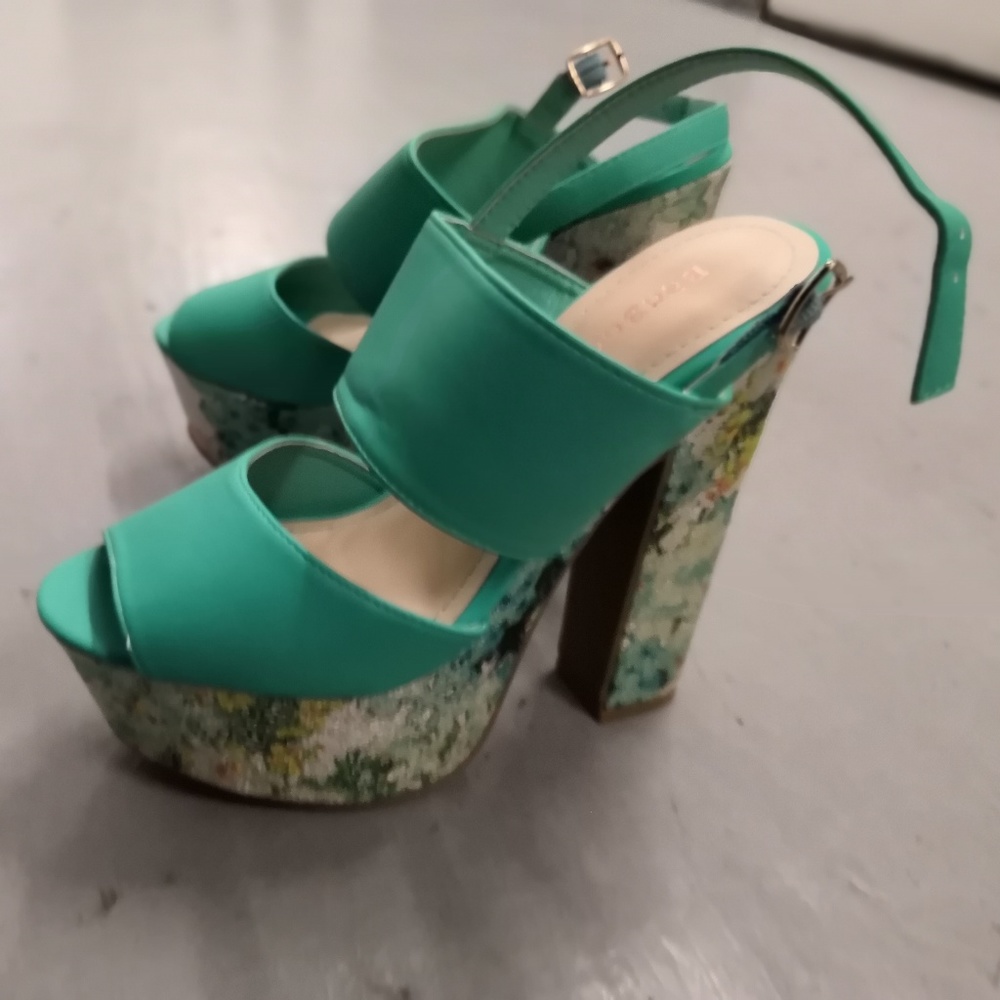 Sea Foam Faux Nubuck Chunky Sling Back Platform He